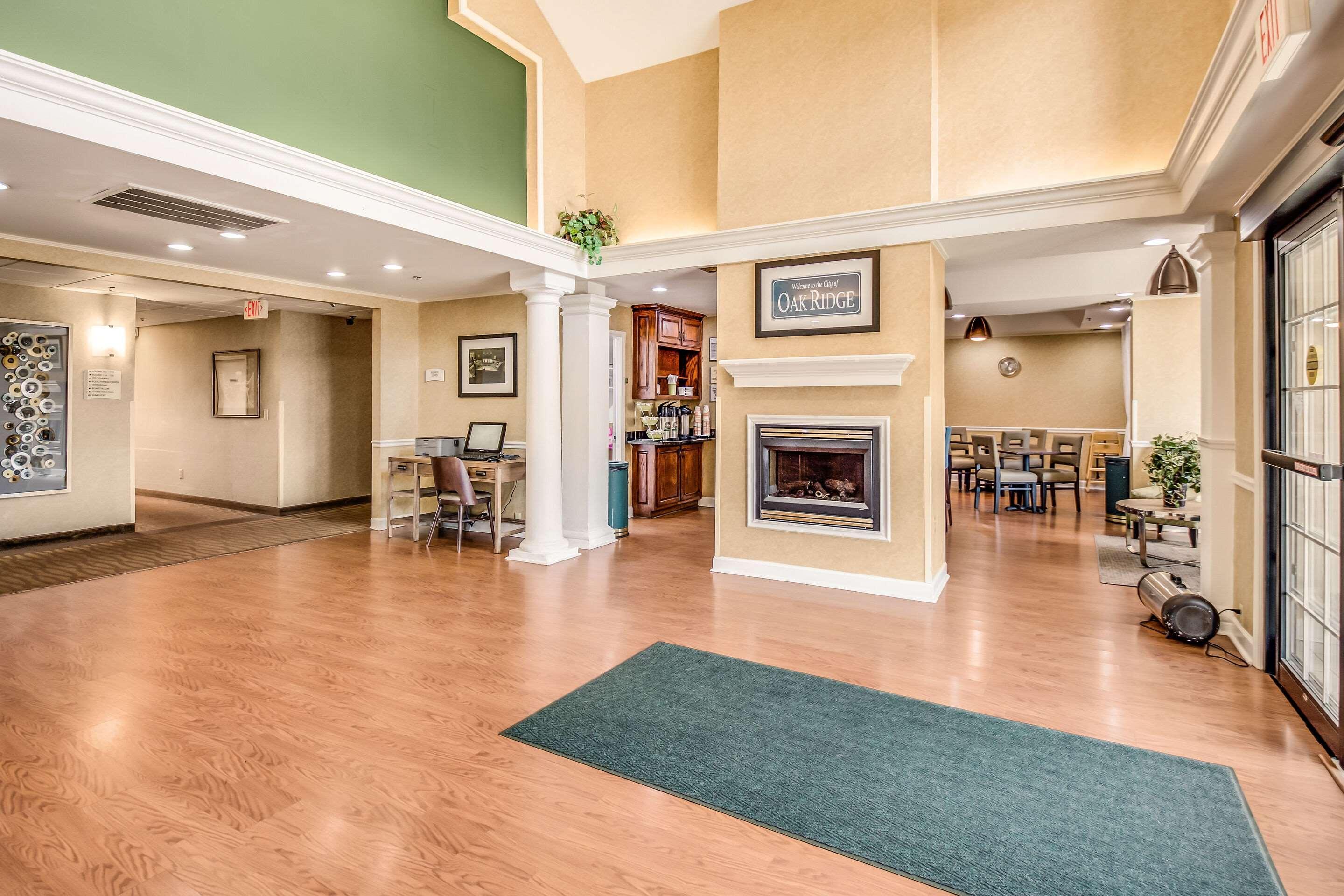 Quality Inn Oak Ridge Buitenkant foto