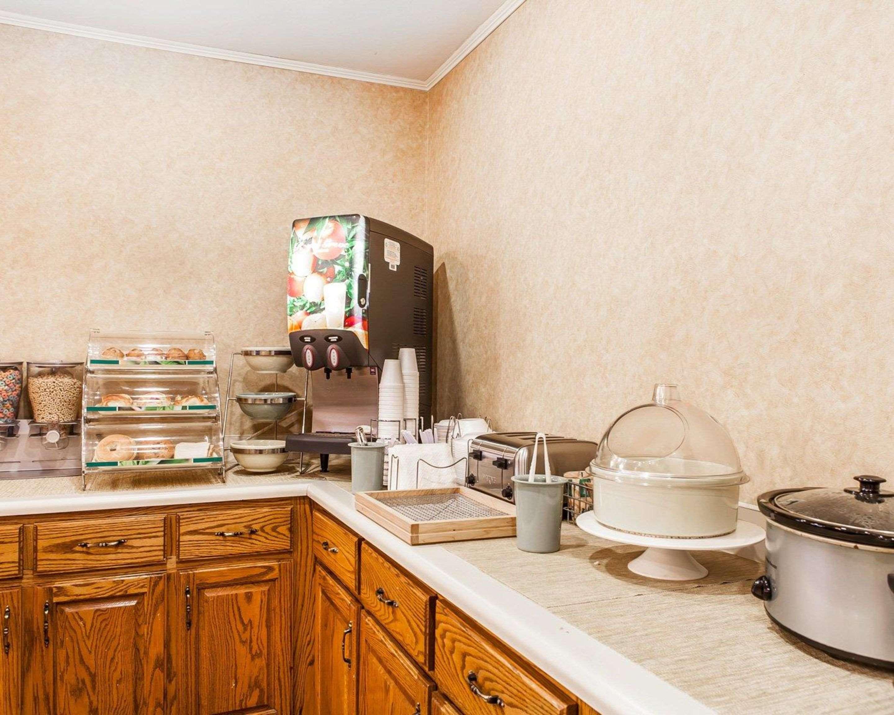 Quality Inn Oak Ridge Buitenkant foto