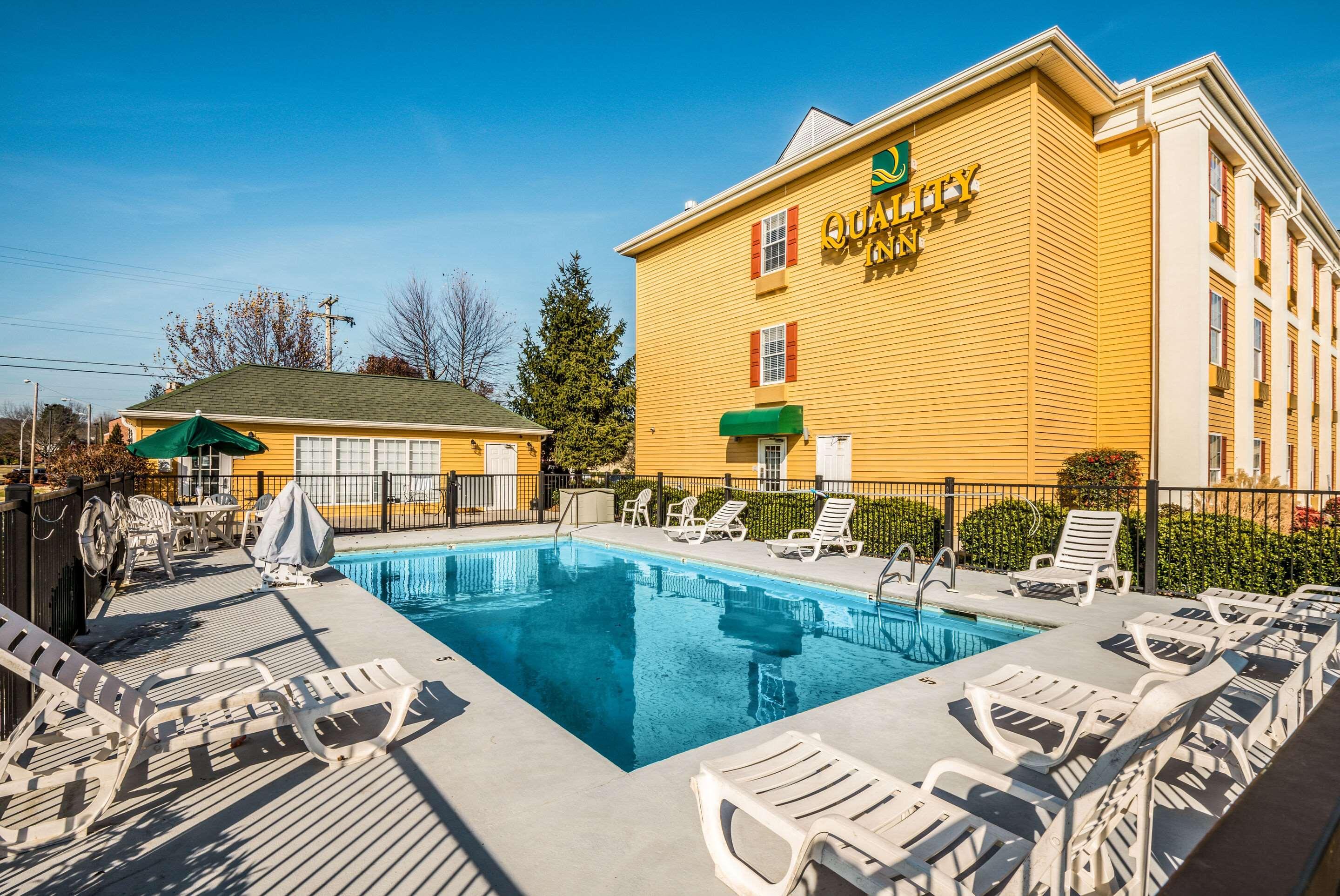 Quality Inn Oak Ridge Buitenkant foto