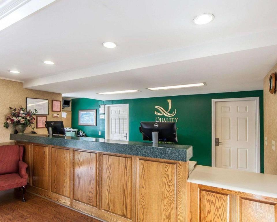 Quality Inn Oak Ridge Buitenkant foto