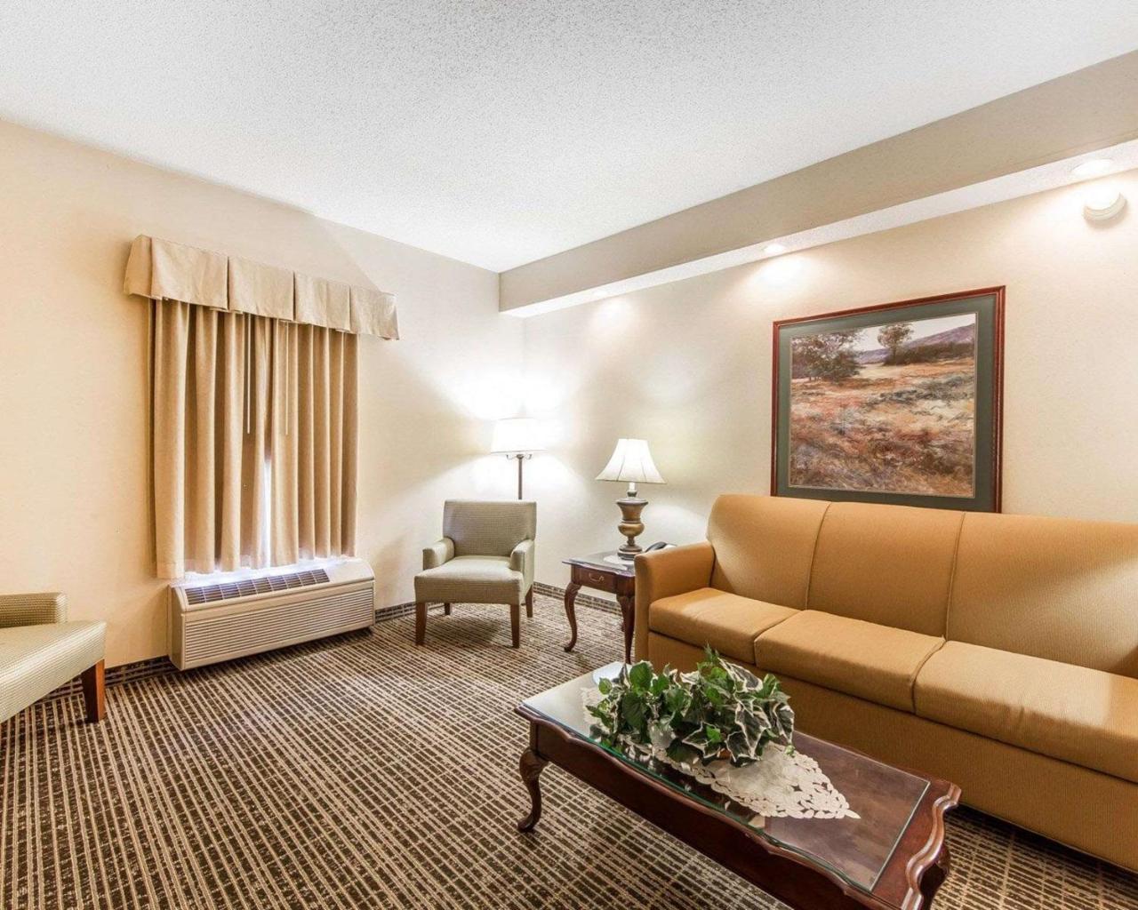 Quality Inn Oak Ridge Buitenkant foto